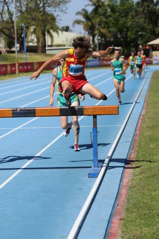 Albert C., campeón del mundo en 3000 obstáculos.